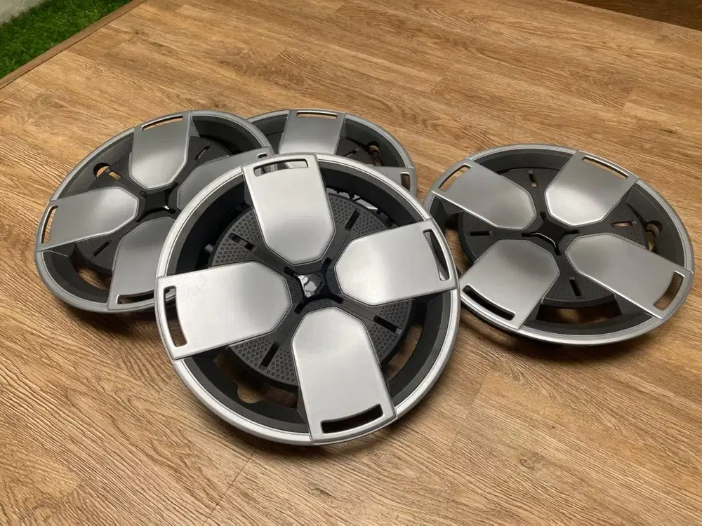 Velg Dop Original Wuling AirEV SGMW Bekas