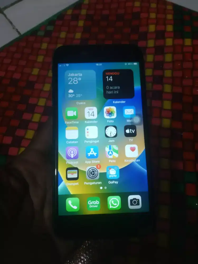 iPhone 8 plus 64gb mulus dan normal