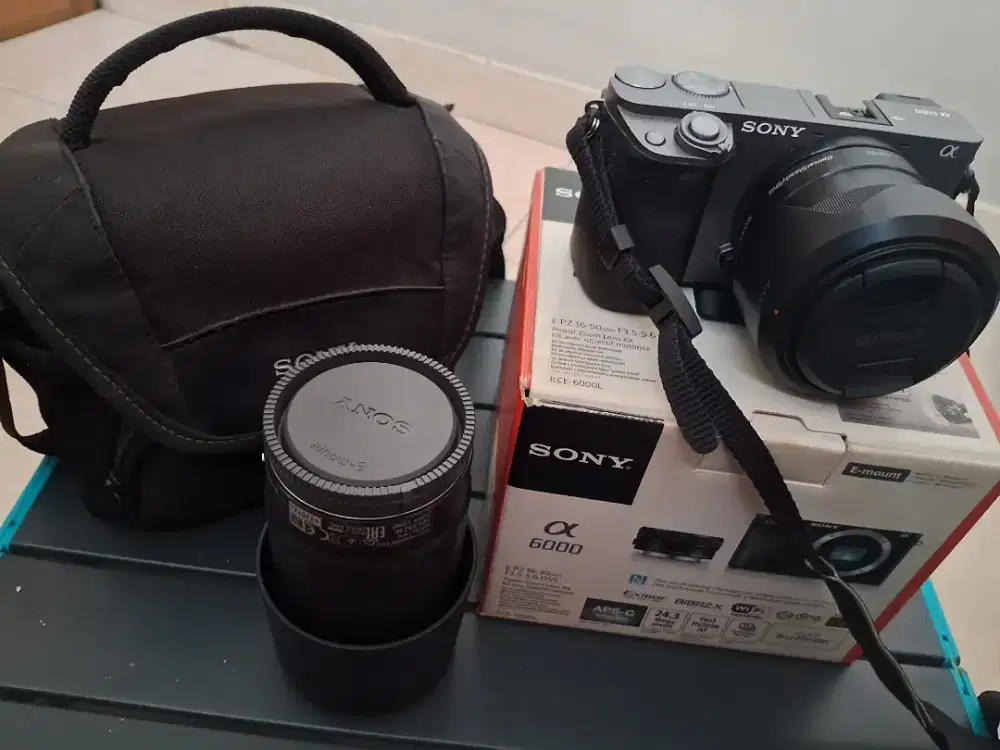 Dijual camera mirrorless SONY a6000