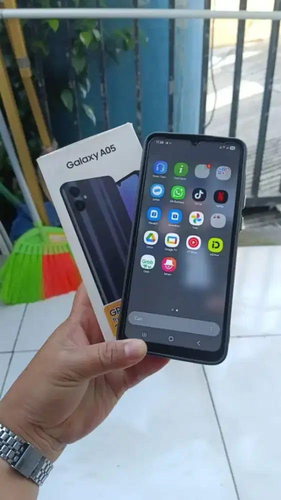 Samsung A05 ram 4/128 GB