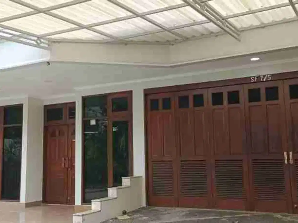 Disewakan Rumah Siap Huni di Jl. Alam Asri Pondok Indah