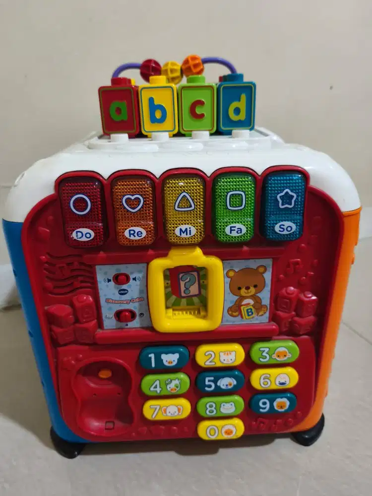 Vtech alphabet activity cube