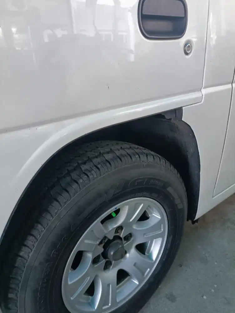 Isuzu Elf Minibus 2014 Diesel