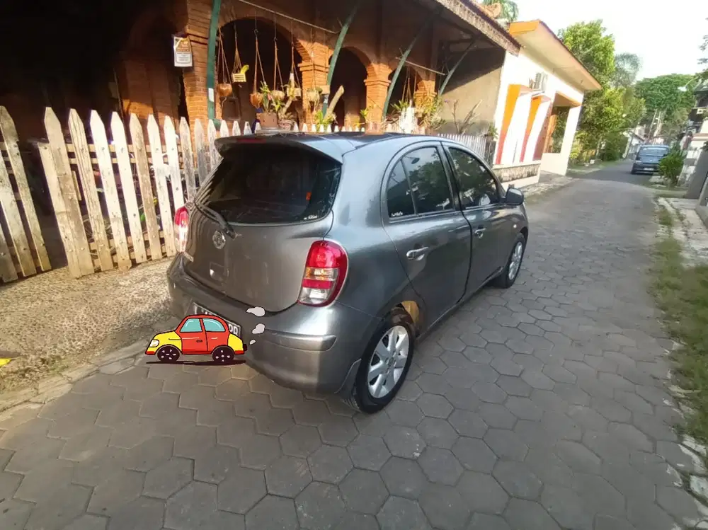 Nissan March 2010 Bensin