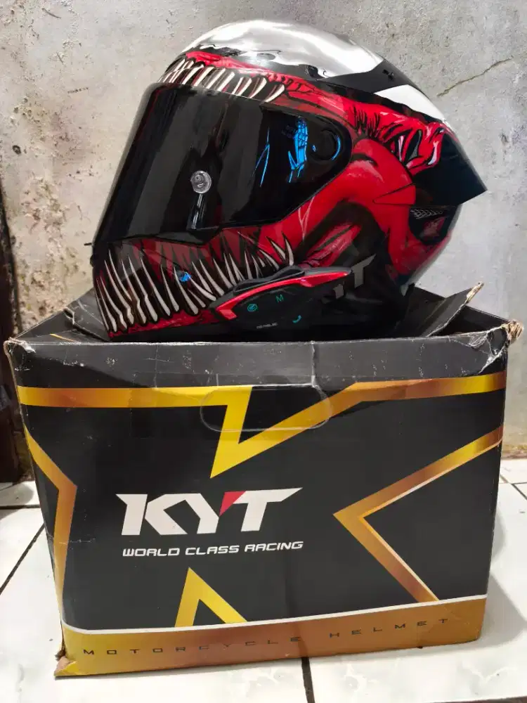 KYT TTC Venom Limited Edition