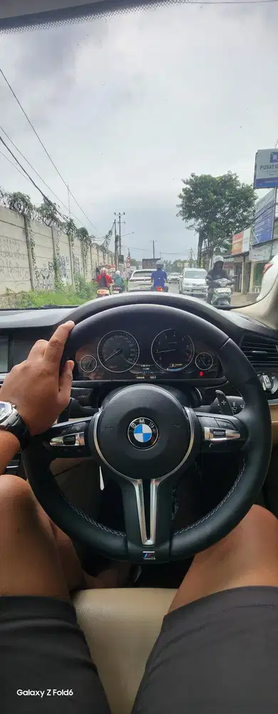 BMW 520i 2012 Bensin