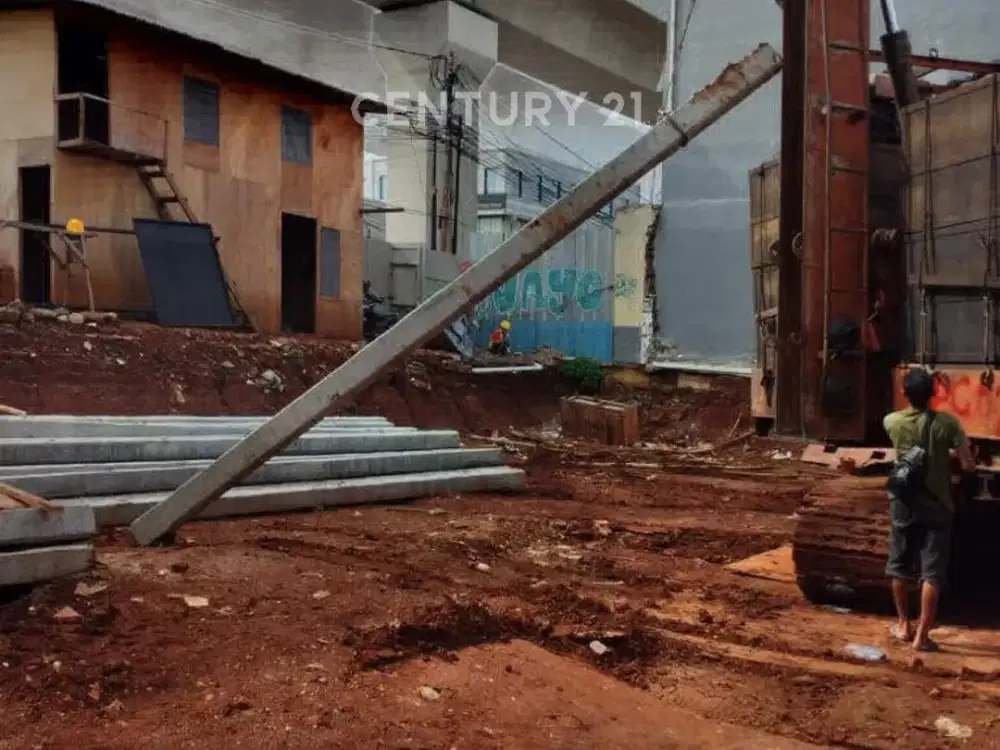 Sisewakan Tanah Dilokasi Strategis Di Jakarta Selatan