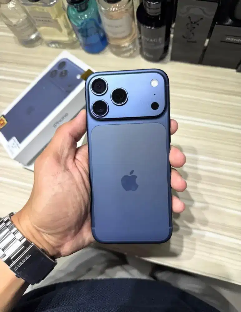 iPhone 17 Pro Max 256GB Garansi Resmi IBOX CICILAN TANPA KARTU KREDIT