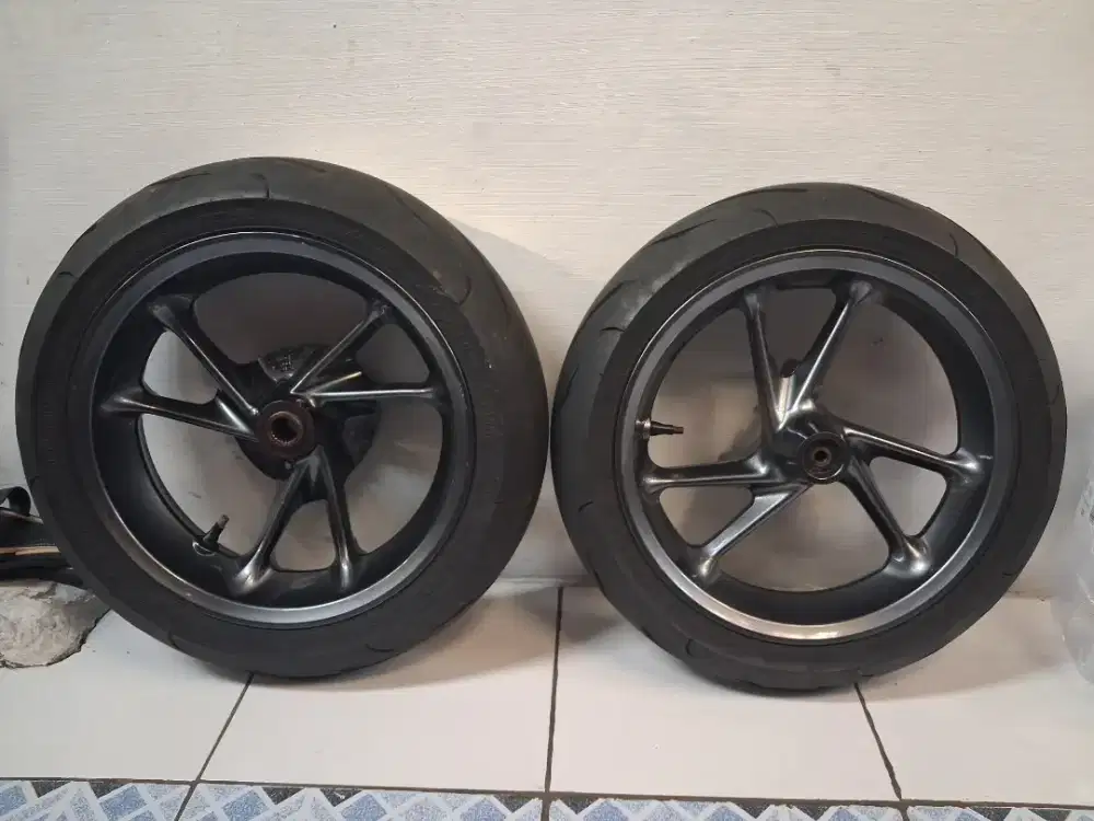 Velg + Ban Original Nmax