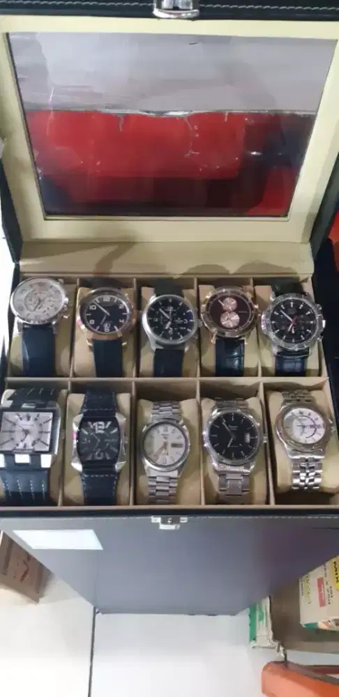 Dijual borongan semua jam tangan