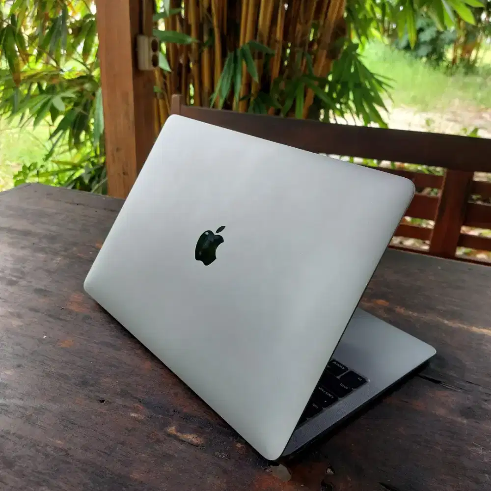Macbook Air 2020 fullset