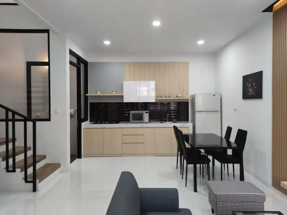 Rumah Furnished Strategis di Leuwi Sari