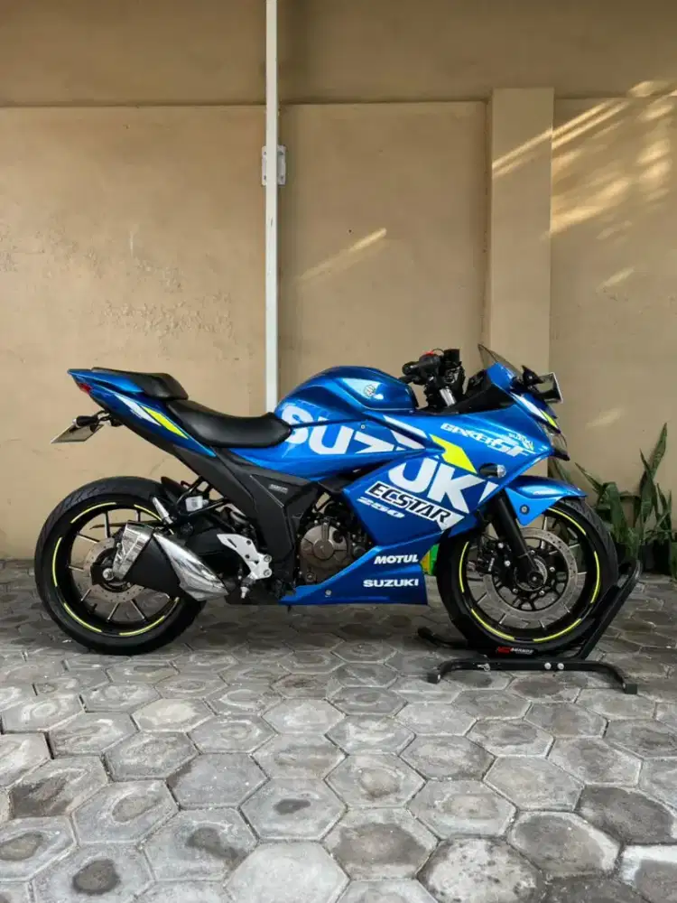 Gixxer 250 SF low km 2rb