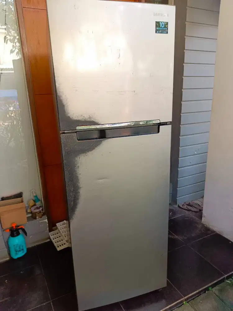 Kulkas Samsung 2 pintu BESAR bekas