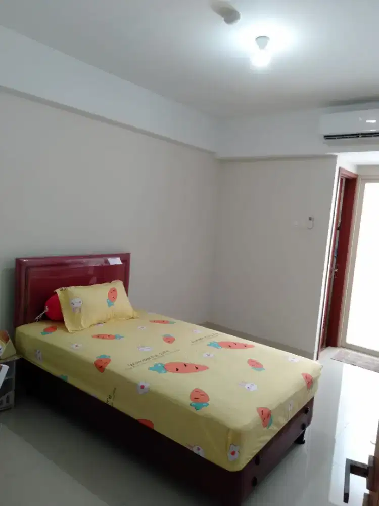 Disewakan Studio green park view  bersih lantai 5