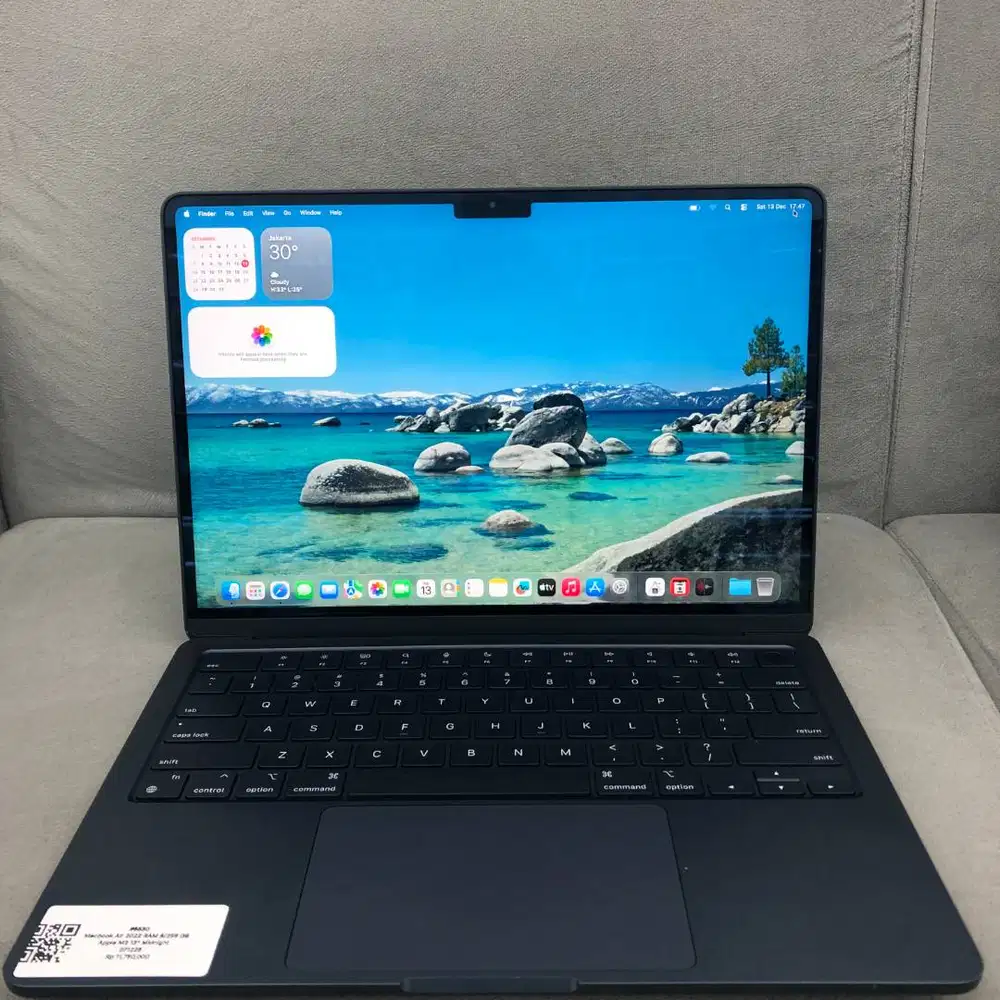 MacBook Air 2022 • M2 • 8GB / 256GB • Midnight