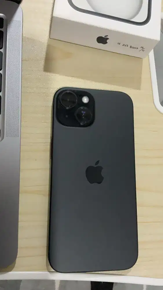 iphone 15 256 gb ibox dalam masa garansi