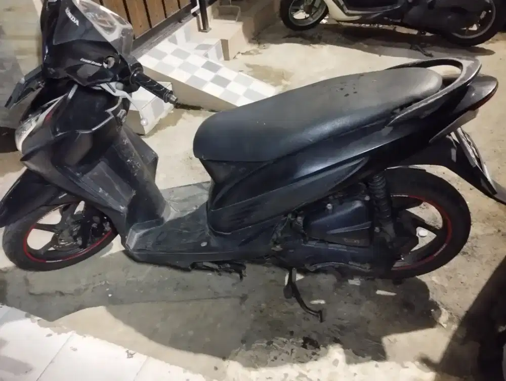 Dijual Vario led 110 silent stater idling stop