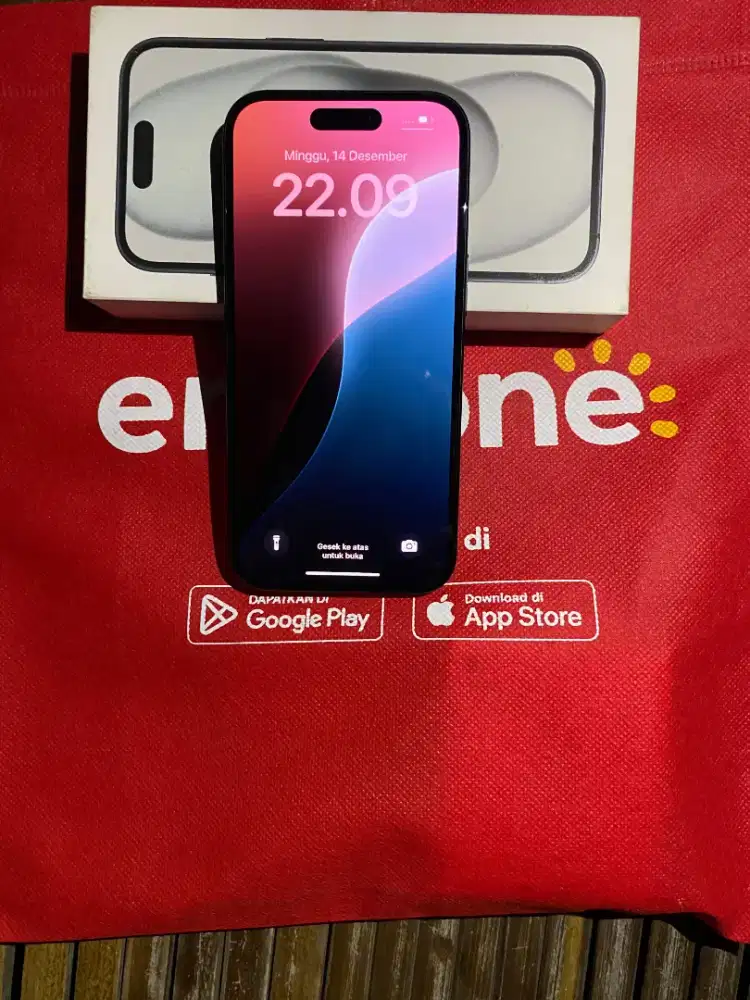 Iphone 15 128 gb baru buka segel doang