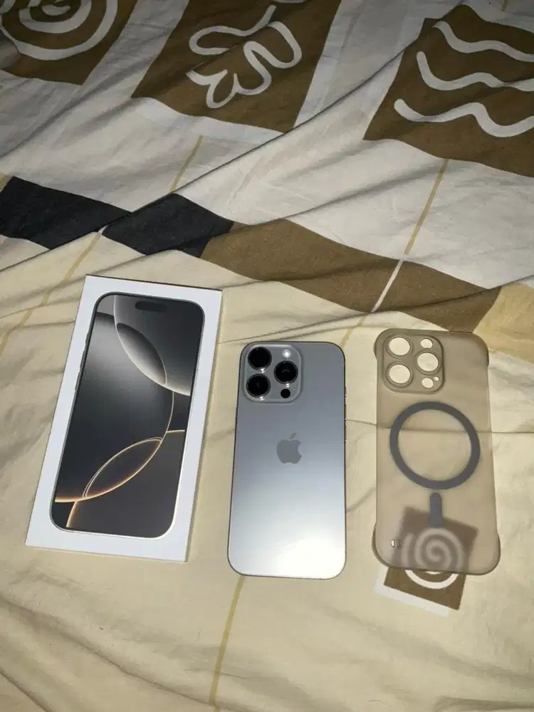 Iphone 16 Pro garansi ibox