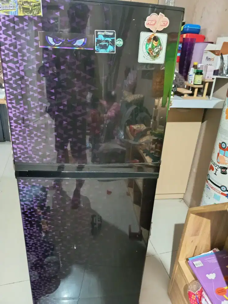 Kulkas Sharp 2 pintu siap pakai net