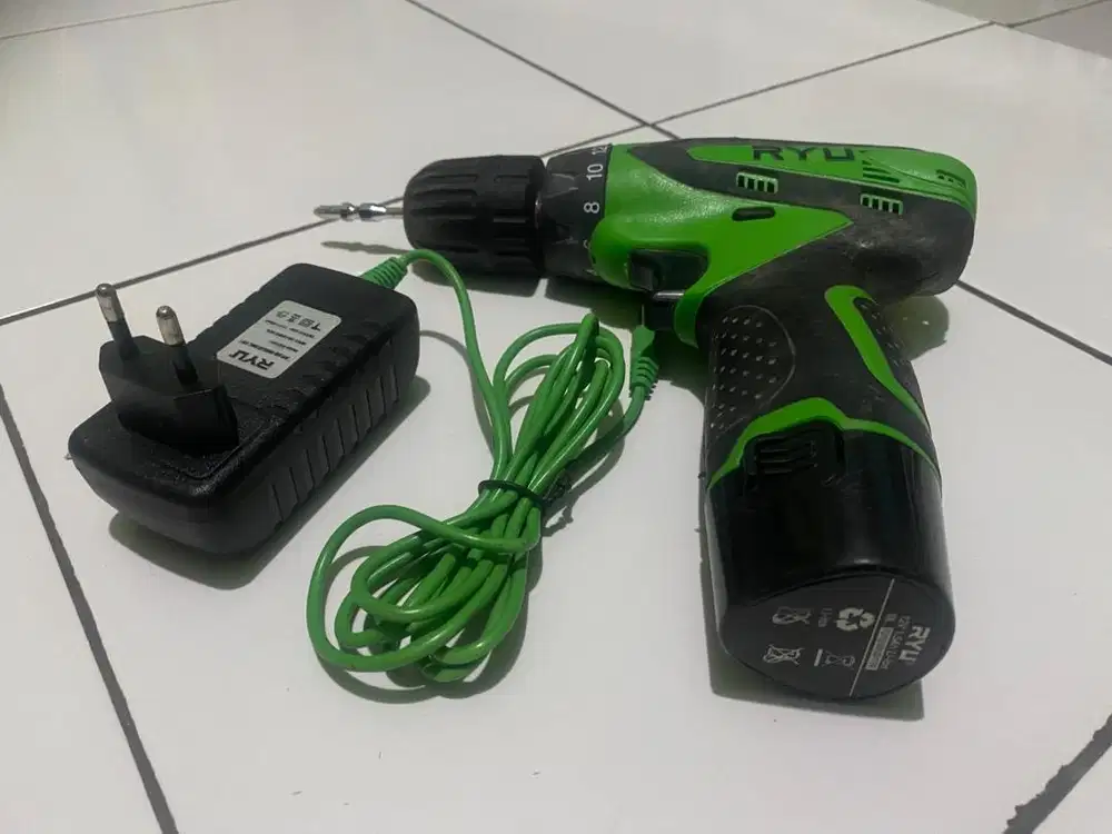 Bor tangan batre merk Ryu