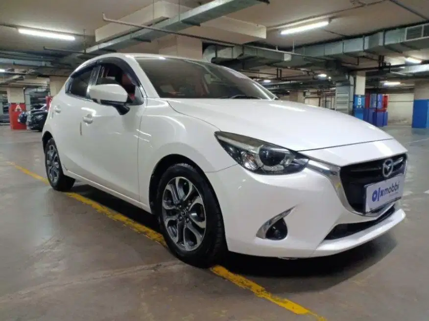 MOBIL PILIHAN Mazda 2 1.5 GT Bensin-AT 2018 ZUR B