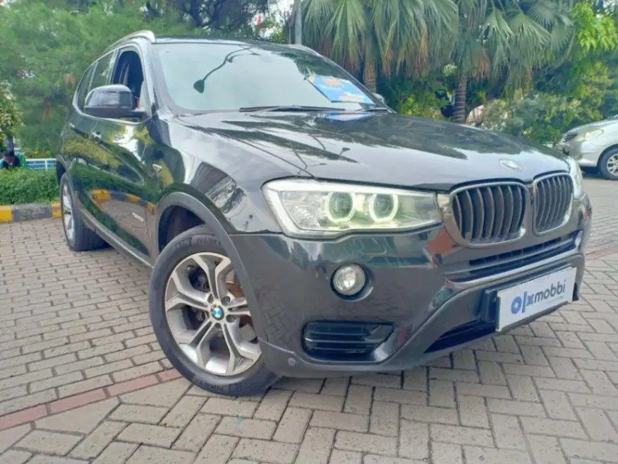 MOBIL PILIHAN BMW X3 2.0 xDrive20i Luxury Bensin-AT 2015 8VZ B