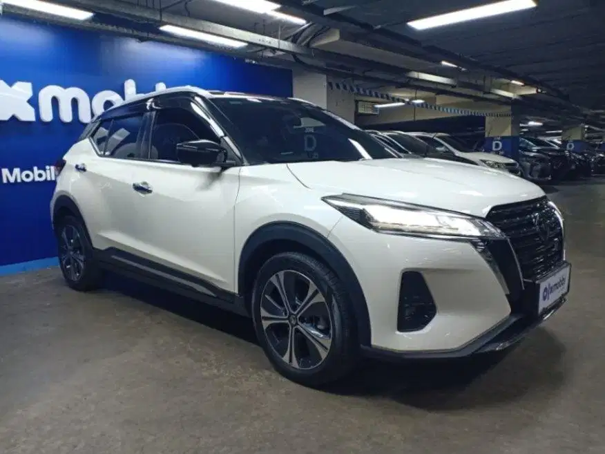 MOBIL PILIHAN Nissan Kicks 1.2 Bensin-AT 2021 TAM B