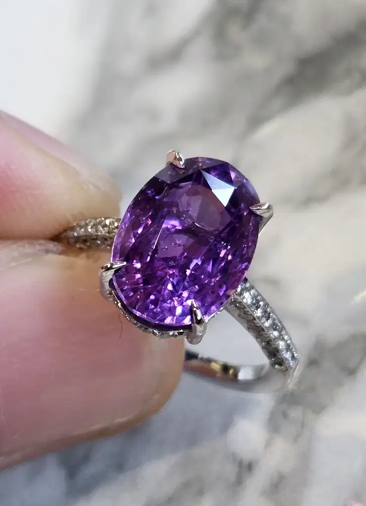 Natural Purple Saphire 7.15 ct No Heat