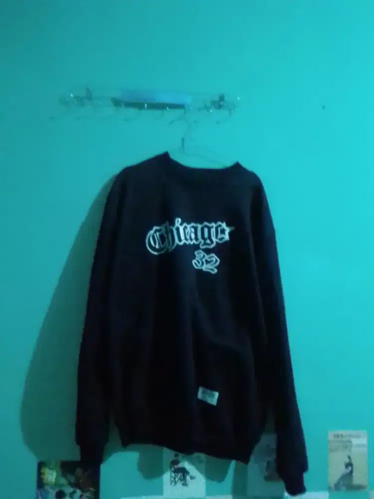 Atasan pria crewnect Chicago