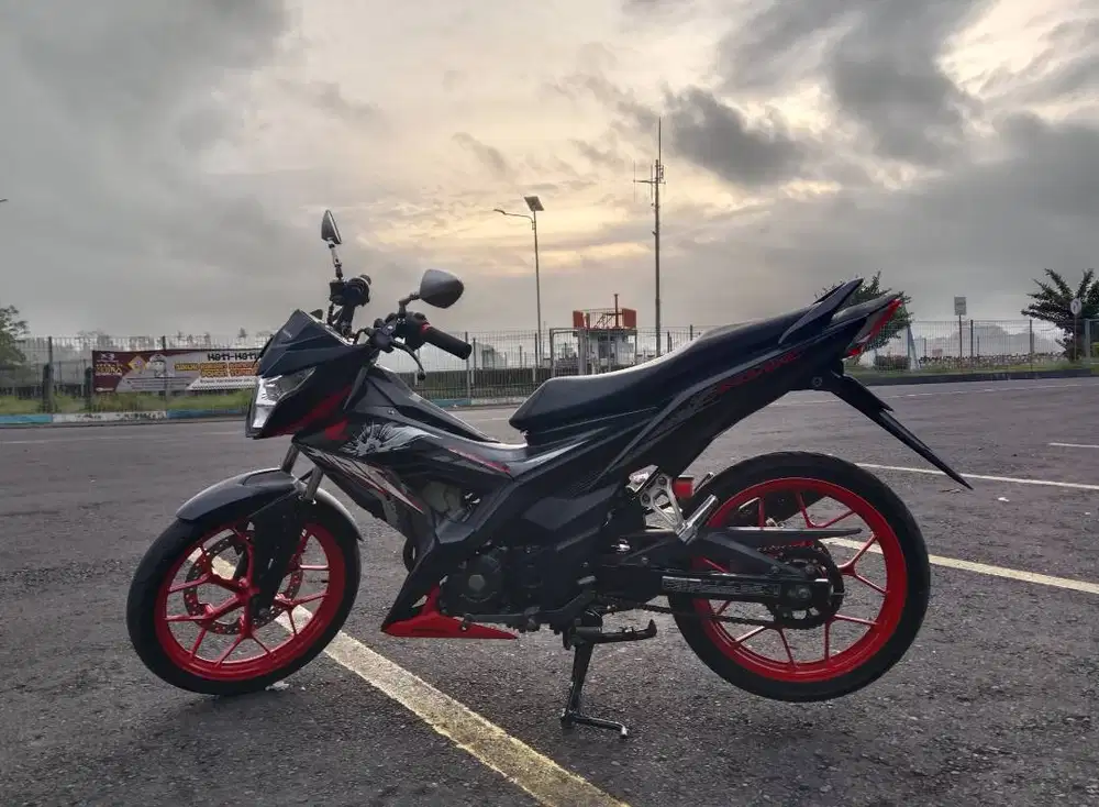 Honda sonic 2018 lengkap mati stnk bpkb faktur.