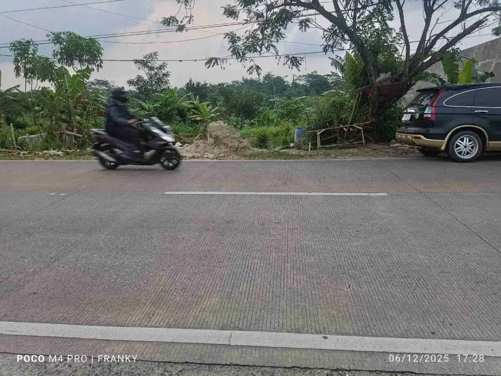 tanah di jalan raya palka serang banten