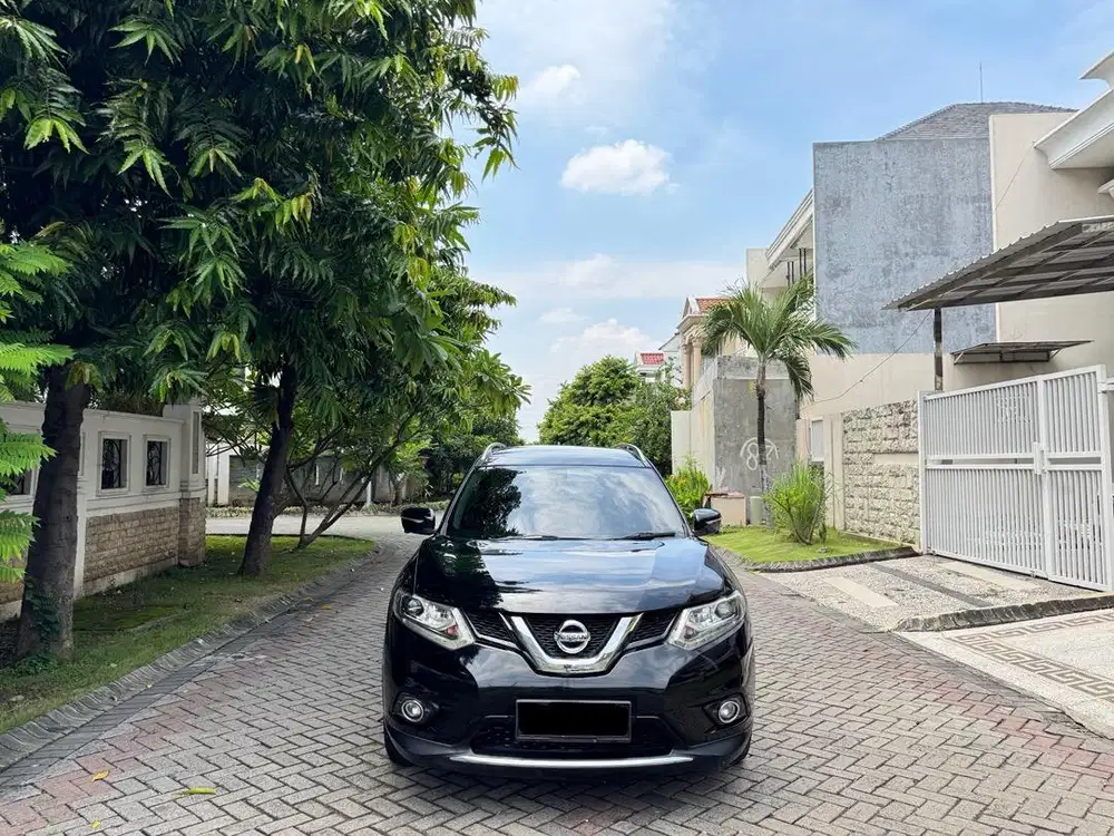 Nissan Xtrail 2.5 2015 Matic Hitam All New Plat L