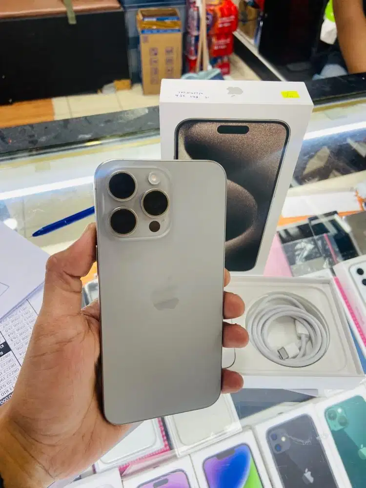 iphone 15 promax 256 GB ex iBox