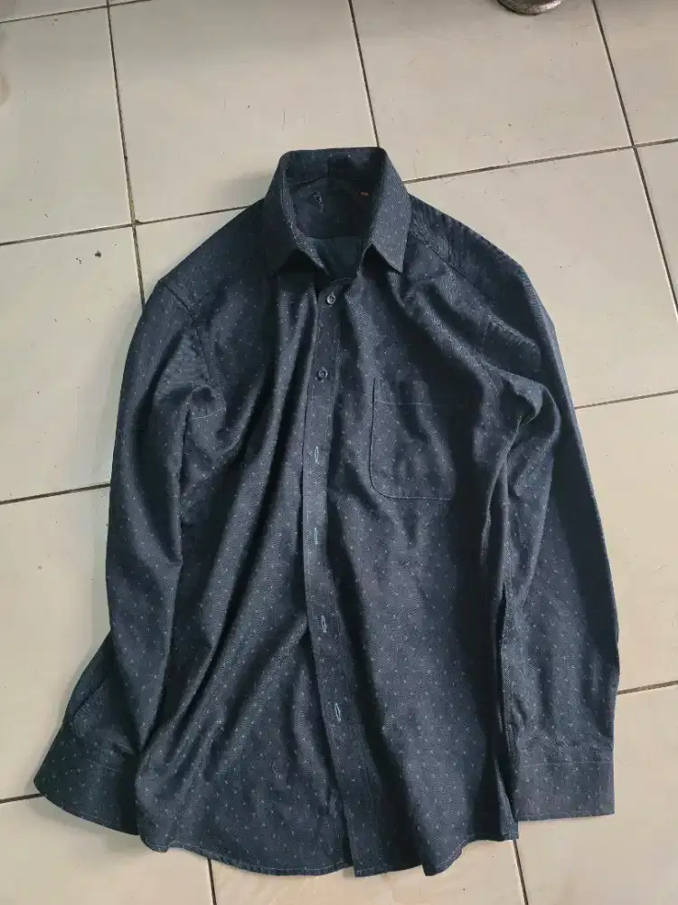 kemeja bisa kantor keren jg untuk party