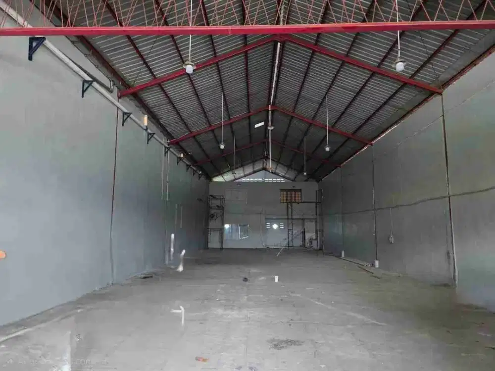 di Sewakan Gudang Sedati