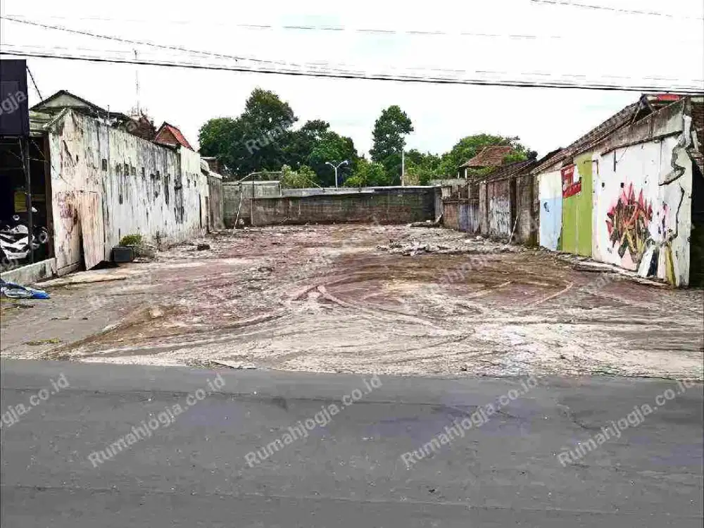 tanah premium pinggir jalan raya condongcatur candi gebang