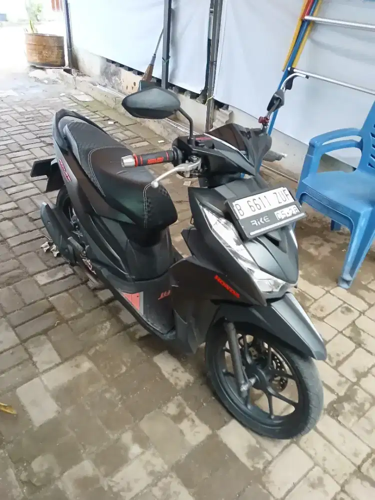 Honda beat deluxe iss