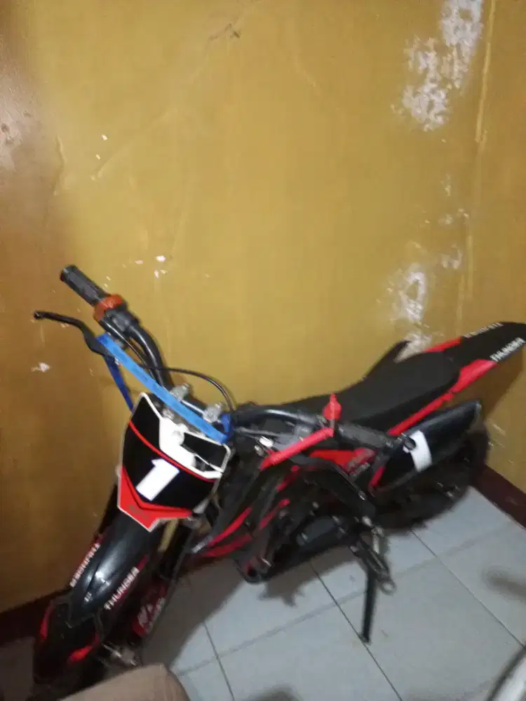 MOTOR ukuran kecil untuk di pakai anak anak