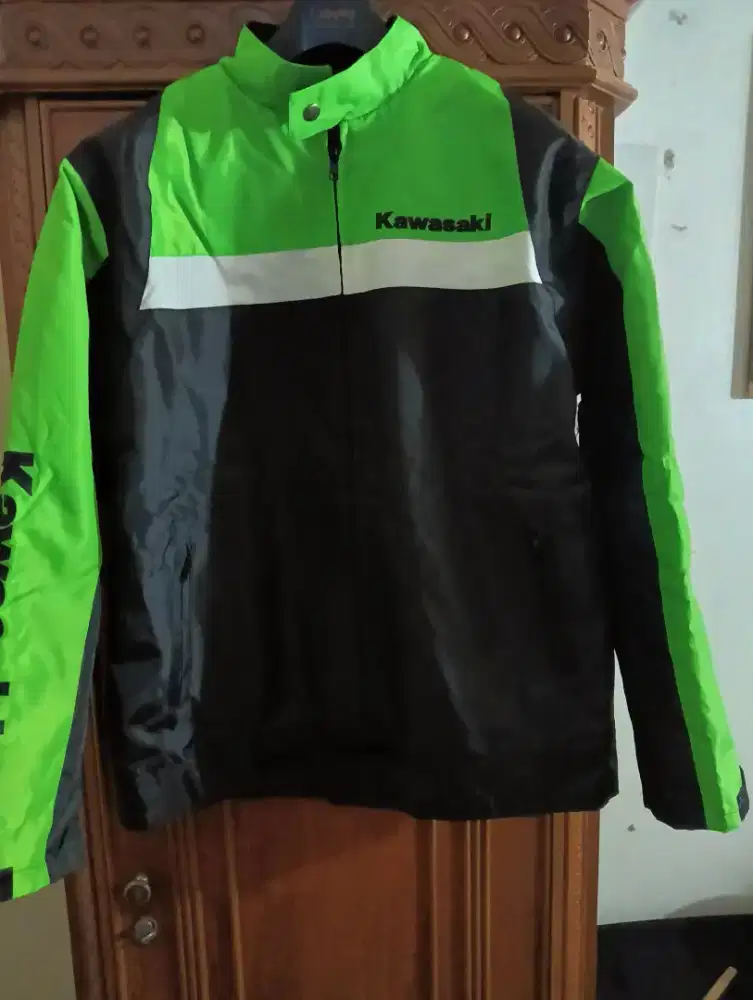 Jaket Kawasaki Tebal.