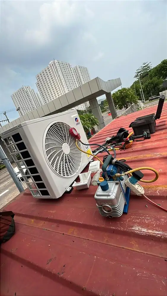 Jasa Cuci AC & Perawatan Dingin Maksimal