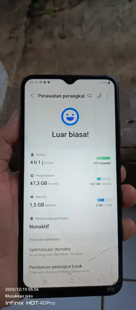 Samsung A03.   4/64 mnus retak Kya di fto normal smua