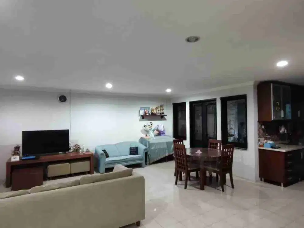 Sewa rumah cantik siap huni full furnished