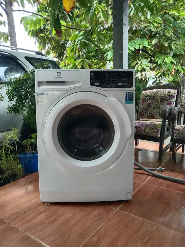 Mesin cuci front loading 8 kg