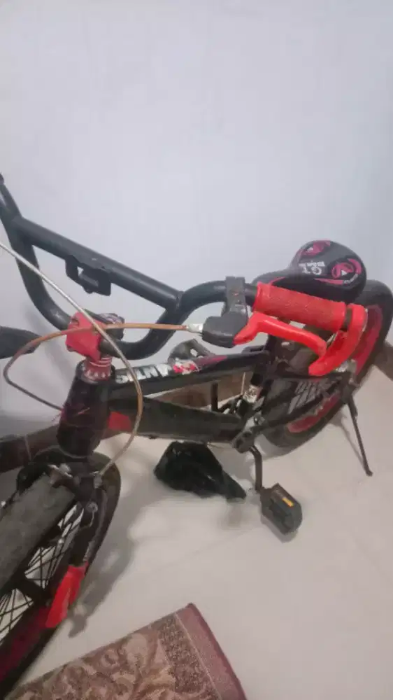 Djual sepedah tuk anak usia sampai 10 tahun. Net harga 150kak