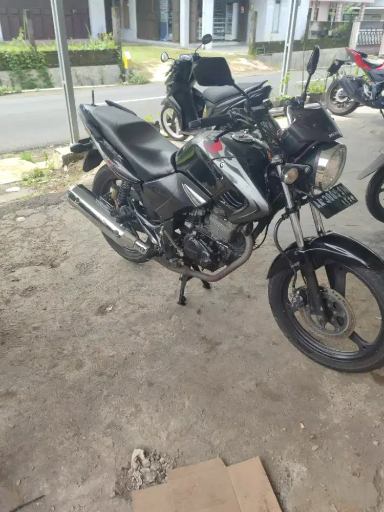Tiger Revo 2006 siap pake