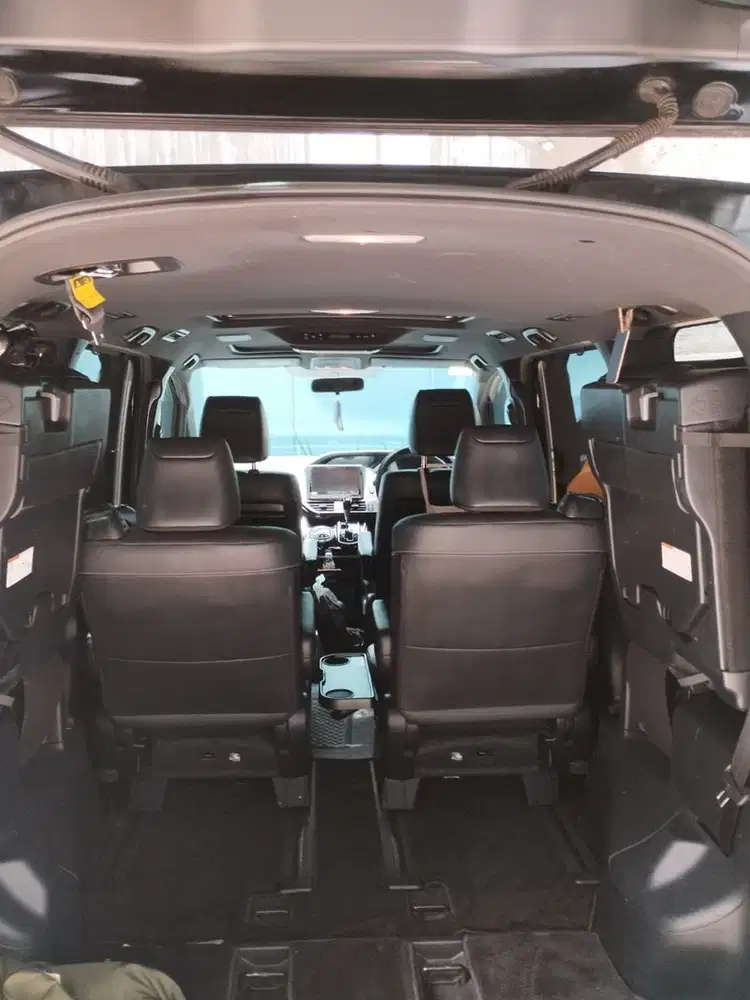 Toyota Voxy 2020 Bensin