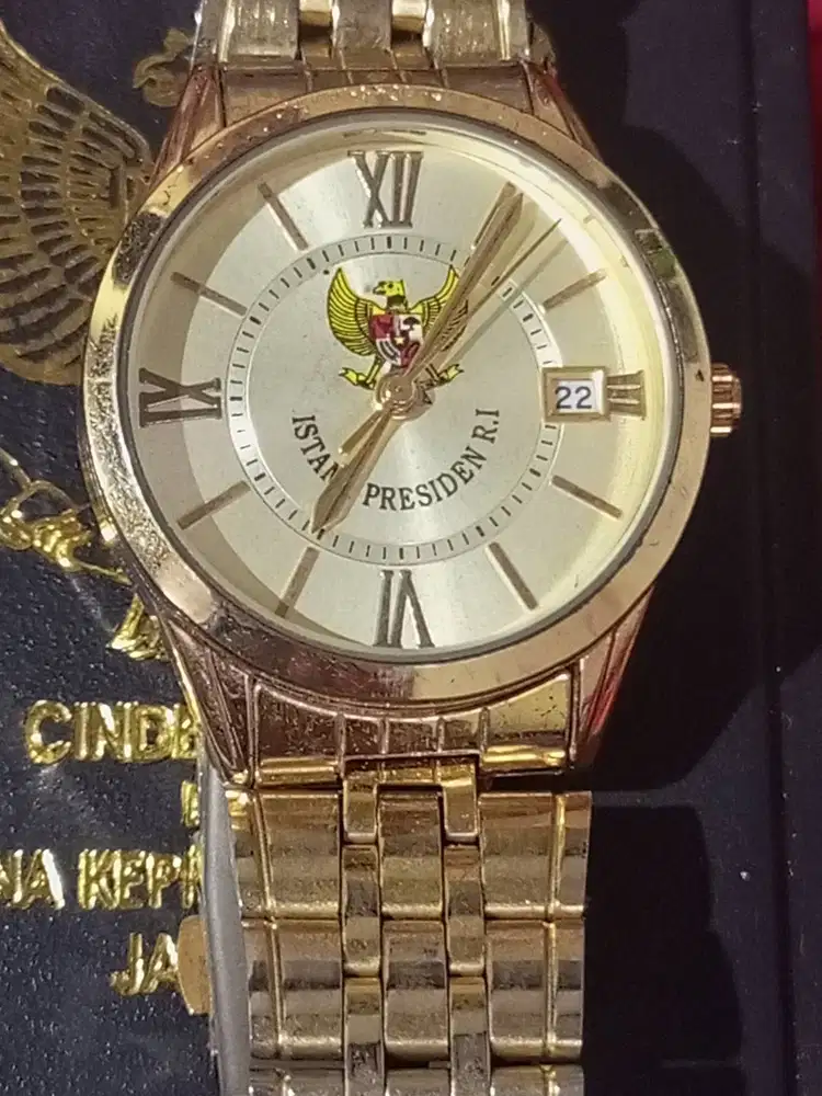 Jam tangan Cenderamata Istana Kepresidenan merk SEIKO