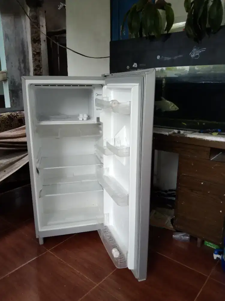 Kulkas media 1 pintu